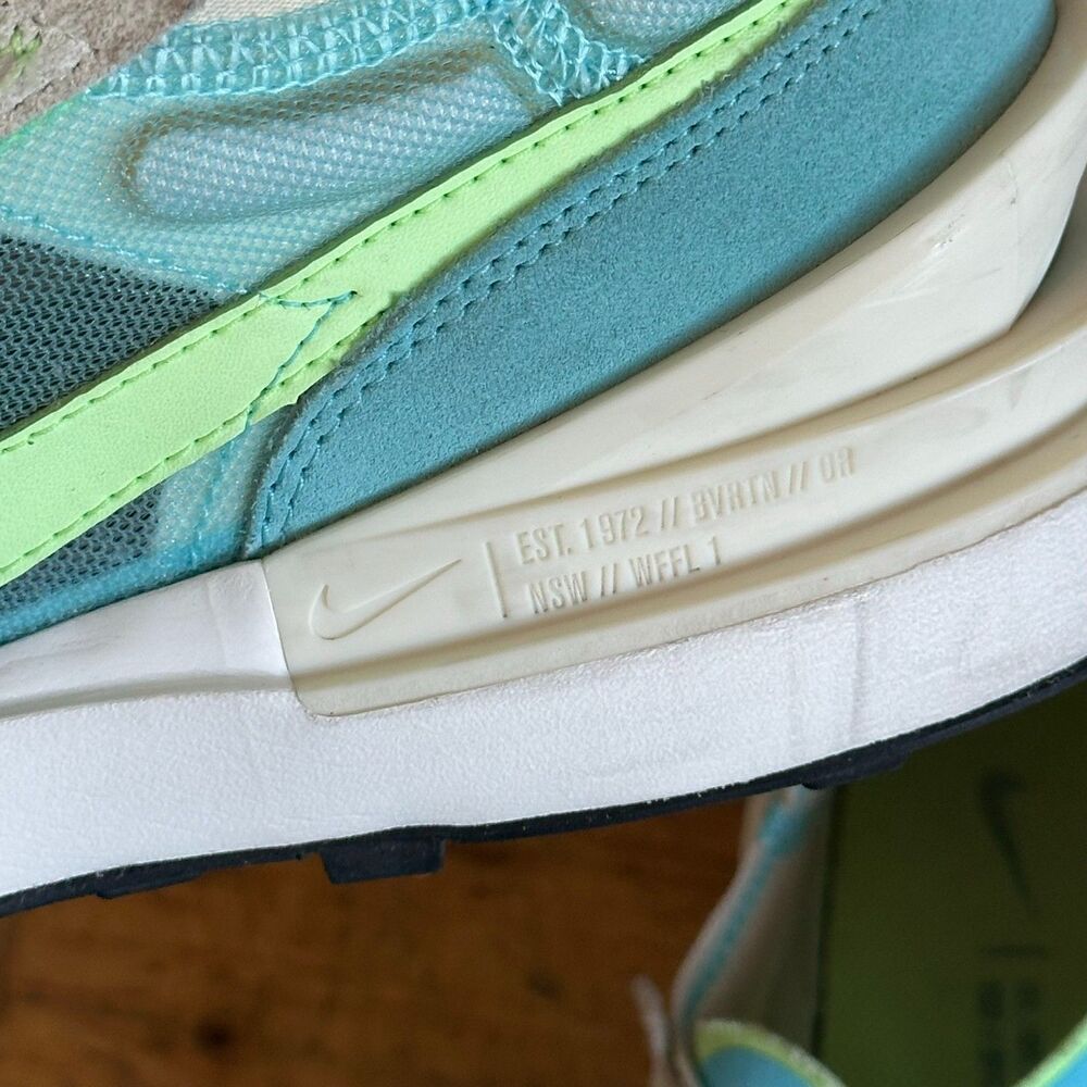 Nike Waffle One Sneakers in Aqua & Lime Suede Shoes Lace Up Trainers Women's 9 - Picture 8 of 11